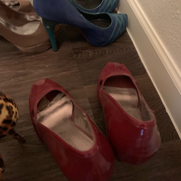 Shoes - Picture 8 of 8